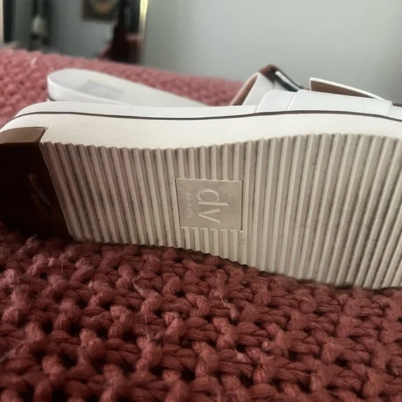 DV by Dolce Vita Cream Sandals with Tortoise Buckle - Picture 4 of 4